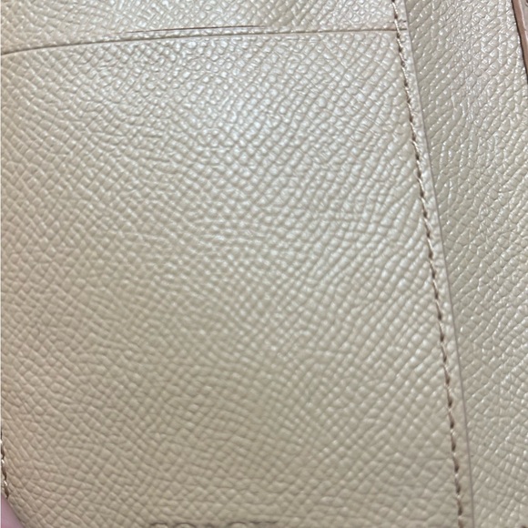 Coach cream Leather Wallet - Picture 5 of 5
